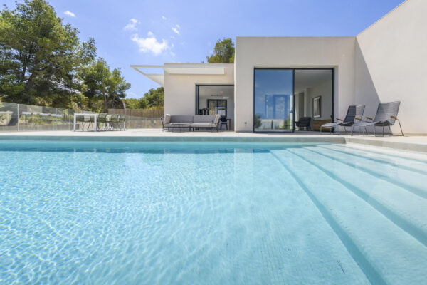 Moder Villa in Las Colinas Golf - Image 4