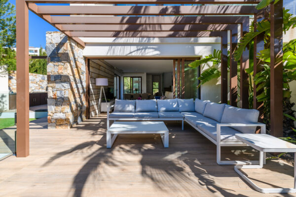 Exclusive Villa in Las Colinas golf - Image 7