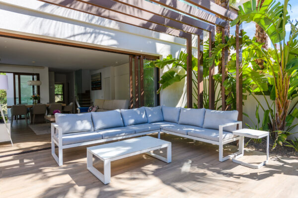 Exclusive Villa in Las Colinas golf - Image 8