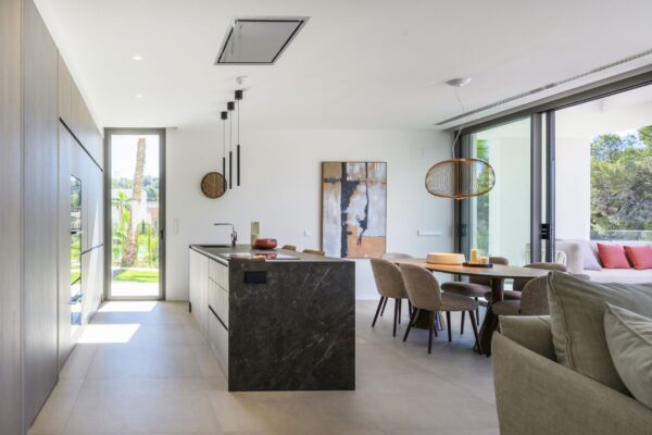 Exclusive Villa in Las Colinas Golf - Image 3