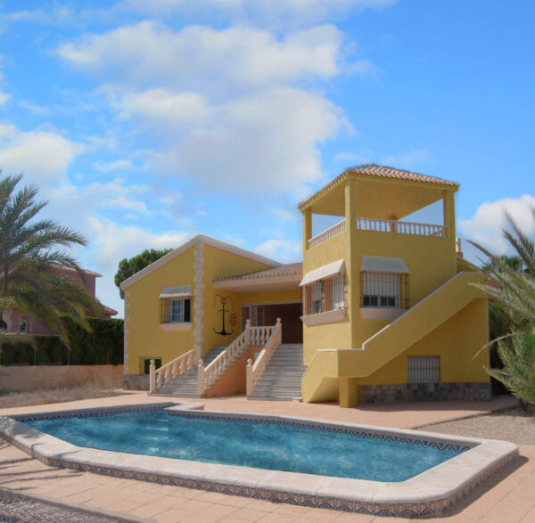 Experience Luxury Between Two Seas in This Stunning Detached Villa!