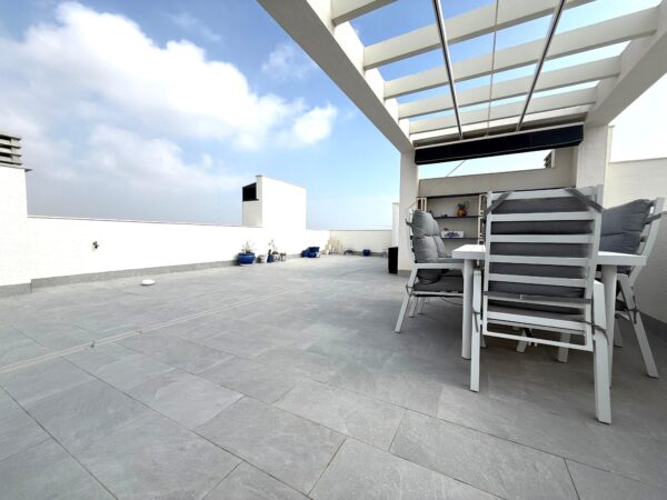 Modern Penthouse in Guardamar