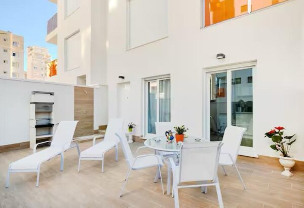Modern Ground-Floor Apartment in Torrevieja