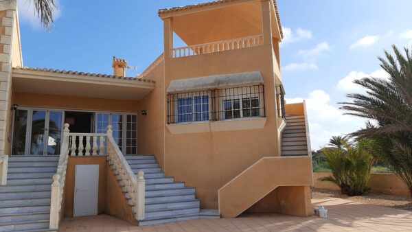 Experience Luxury Between Two Seas in This Stunning Detached Villa!