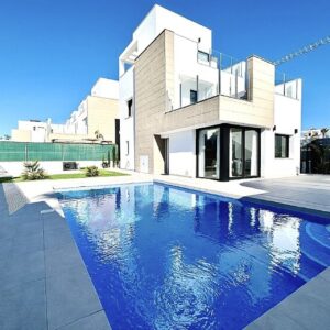 Elegant 3-Bedroom Detached Villa with Private Pool in El Raso, Guardamar del Segura