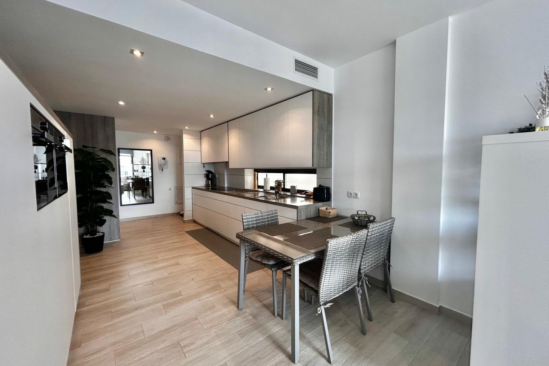 exclusive luxury penthouse in Villamartín, located in the prestigious Valentino Golf complex